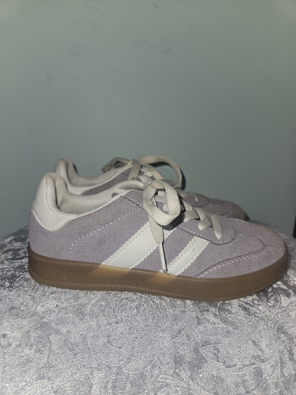 Lilac Suede Casual Sneakers with Gum Sole